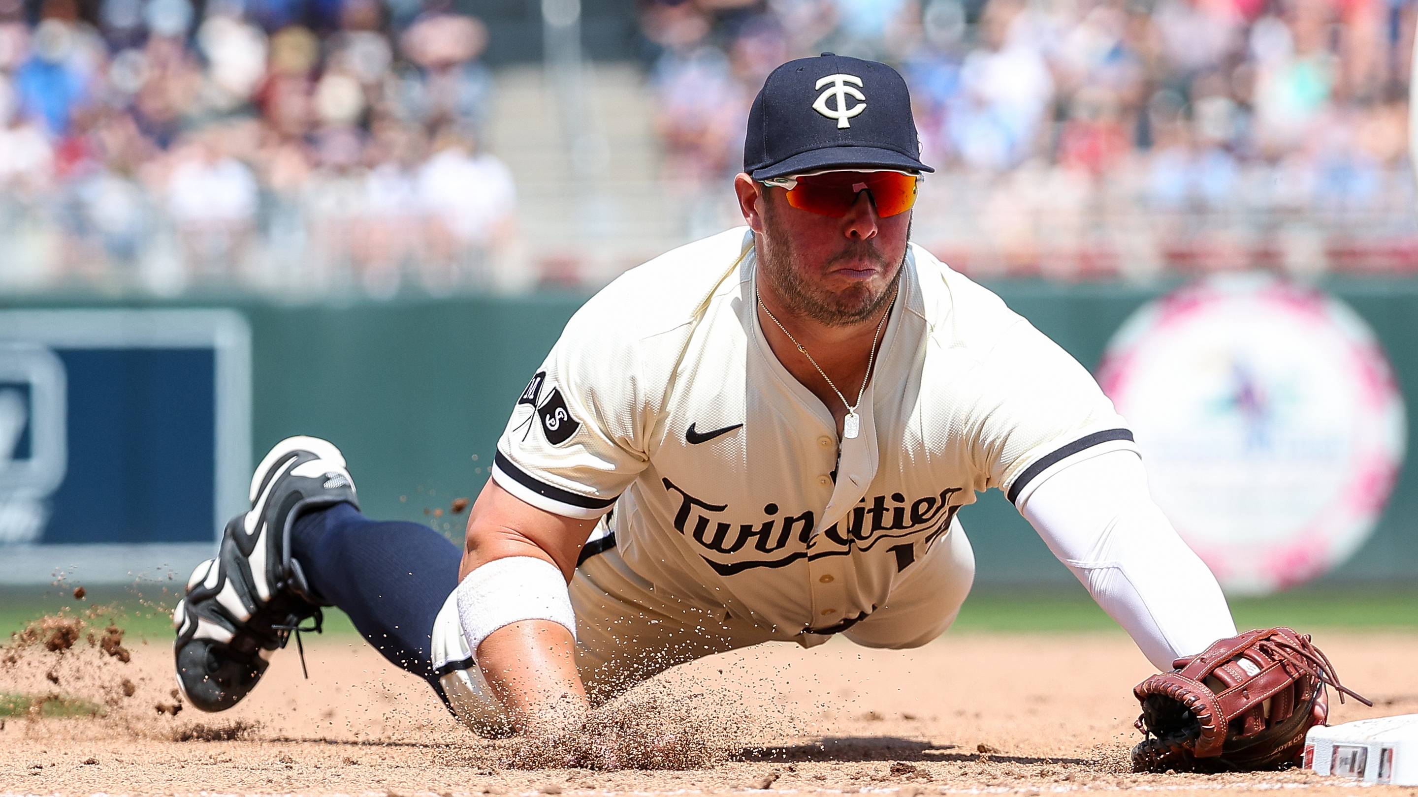 Twins have an intriguing reunion option in Ty France — Puckett's Pond (Twins), Irving Sports news