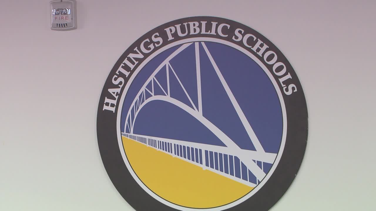 Hastings school officials discuss policy change on what’s allowed on school walls — KSTP 5 — Gopher, Irving Schools news