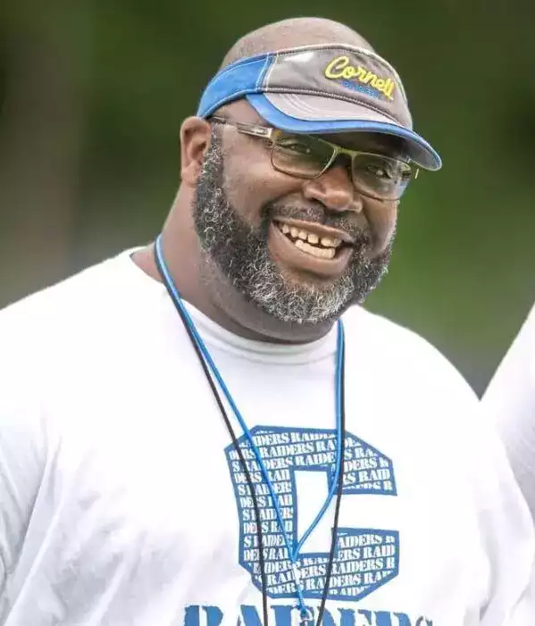 High school football coach dies after medical emergency at game — WESH 2 Orlando, Irving Health news