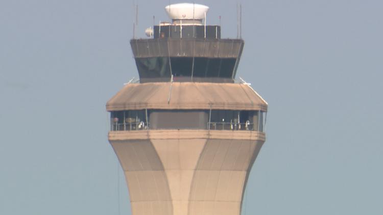 Flight precautionarily evacuated at Houston's Bush Airport after sensor indicated smoke in cabin, airline says — KHOU 11 (Houston), Irving Community news